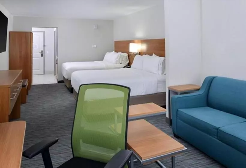 身障者適用スイートルーム, Holiday Inn Express & Suites Lexington Midtown   I 75, An Ihg
