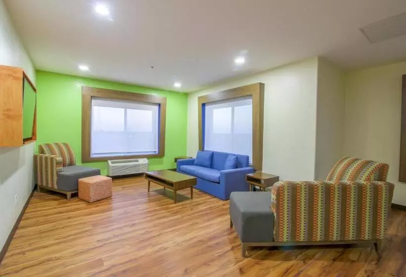 プレジデントスイートルーム, Holiday Inn Express & Suites Raymondville By Ihg