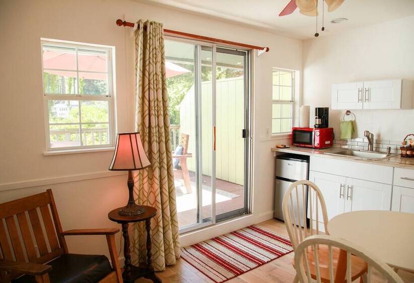 标准间带双人床, Inn On The Russian River