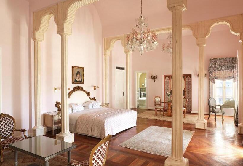 جناح بريميوم مطل علي البحر, La Maison Bleue El Gouna