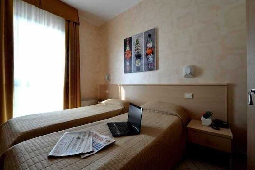 スタンダードルーム, Mirandola