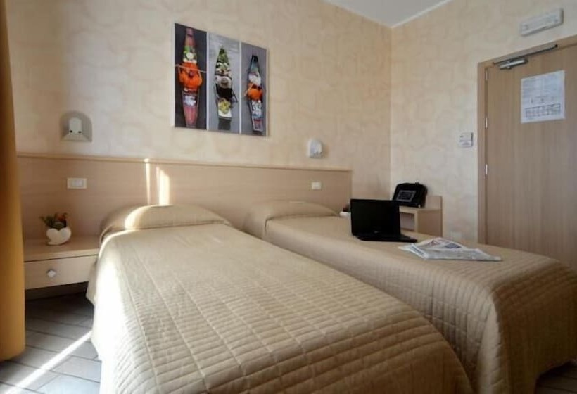 スタンダードルーム, Mirandola