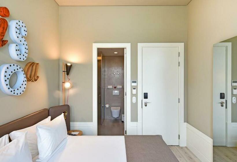 اتاق استاندارد با چشم‌انداز, My Story Hotel Rossio