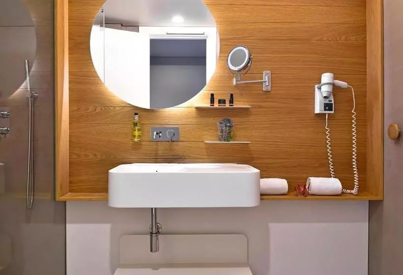سوئیت با چشم‌انداز, My Story Hotel Rossio