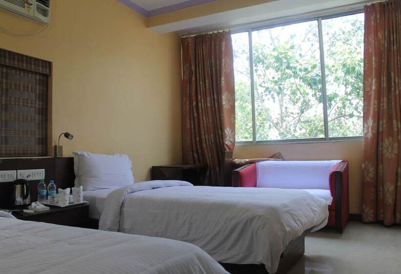 חדר סטנדרט, Tathagat