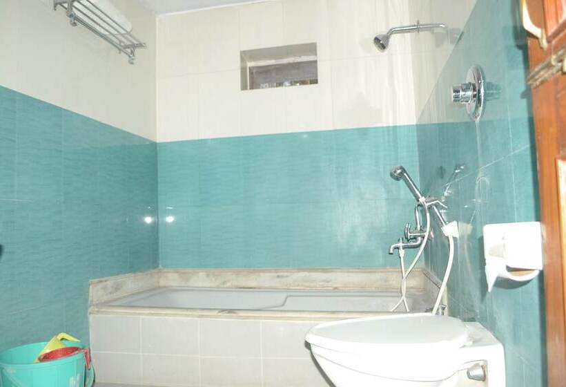 חדר סטנדרט, Tathagat