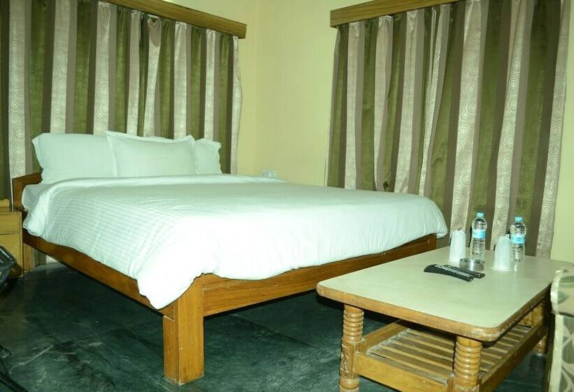 חדר סטנדרט, Tathagat