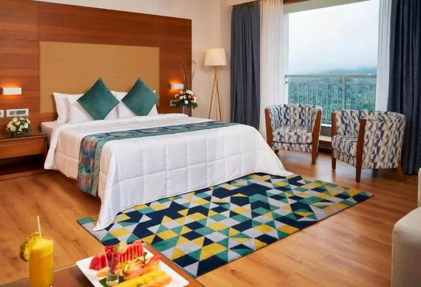 Deluxe Room with Balcony