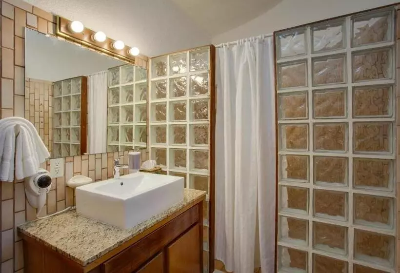 3 Bedroom Suite, Xanadu Island Resort