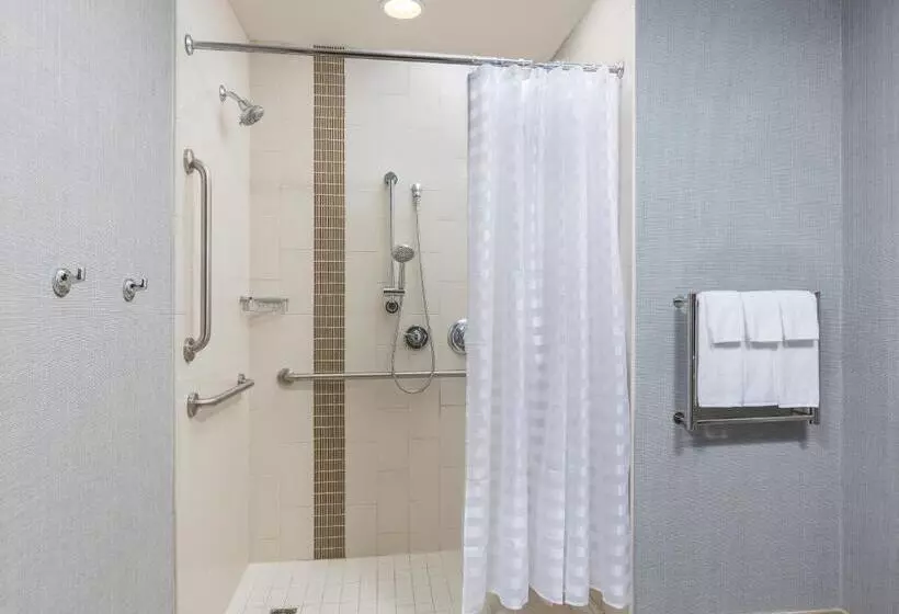 اتاق استاندارد برای معلولان, Hyatt Place Canton
