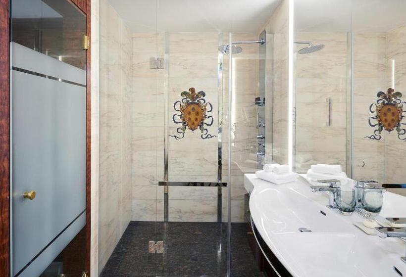 一ベッドルームエクゼクティブアパートメント, Living Hotel De Medici