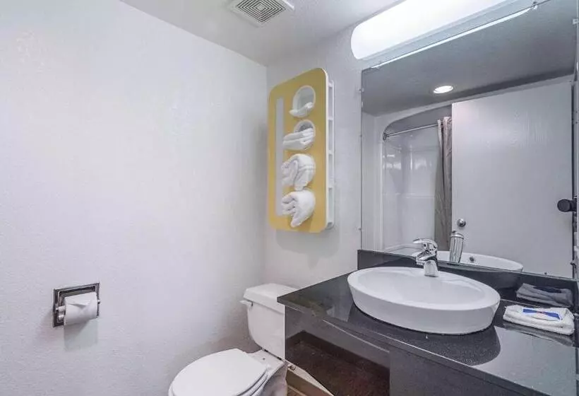 スタンダードルーム, Motel 6kokomo, In