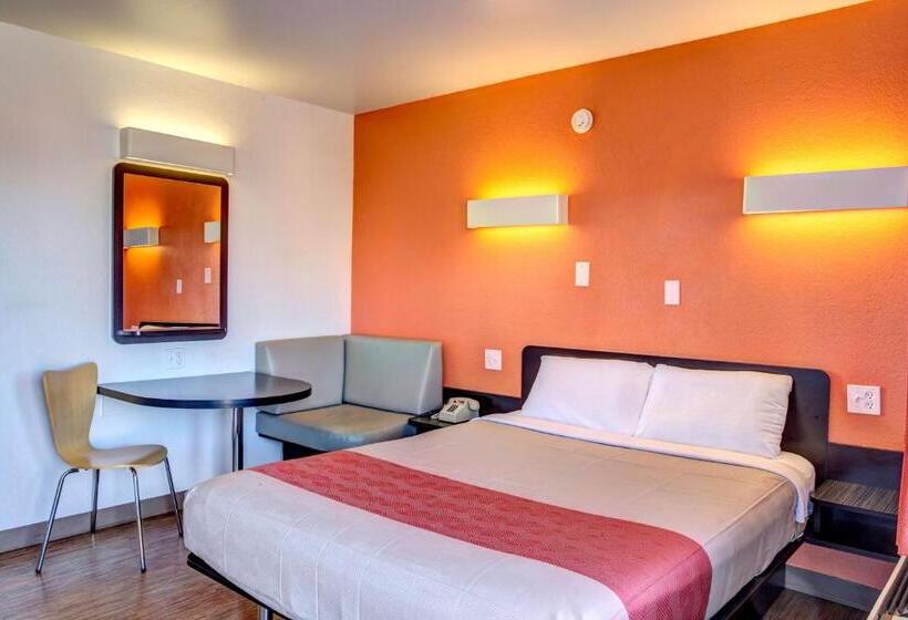 اتاق استاندارد برای معلولان, Motel 6 Murfreesboro, Tn