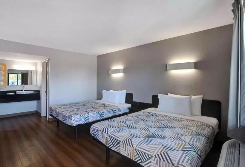 スタンダード４人部屋, Motel 6sulphur Springs, Tx