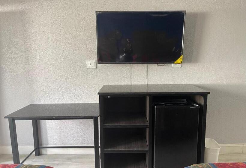 Стандартный Номер Кровать Кинг, Motel Savanah