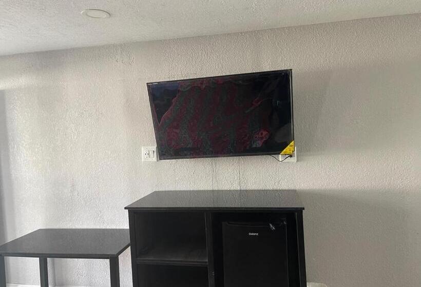 Номер Стандарт 2 Двуспальные Кровати, Motel Savanah