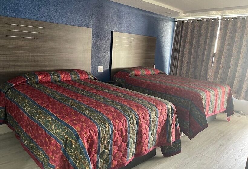 Номер Стандарт 2 Двуспальные Кровати, Motel Savanah