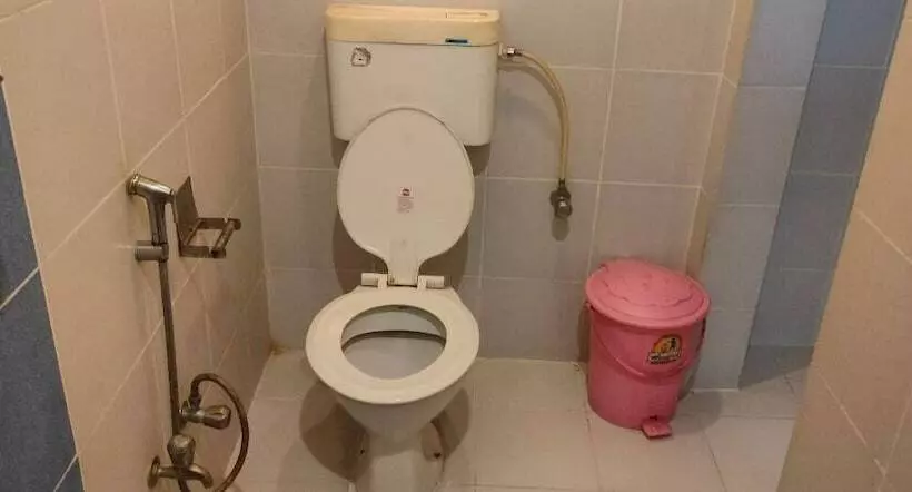 スタンダードルーム, Rahul Guest House