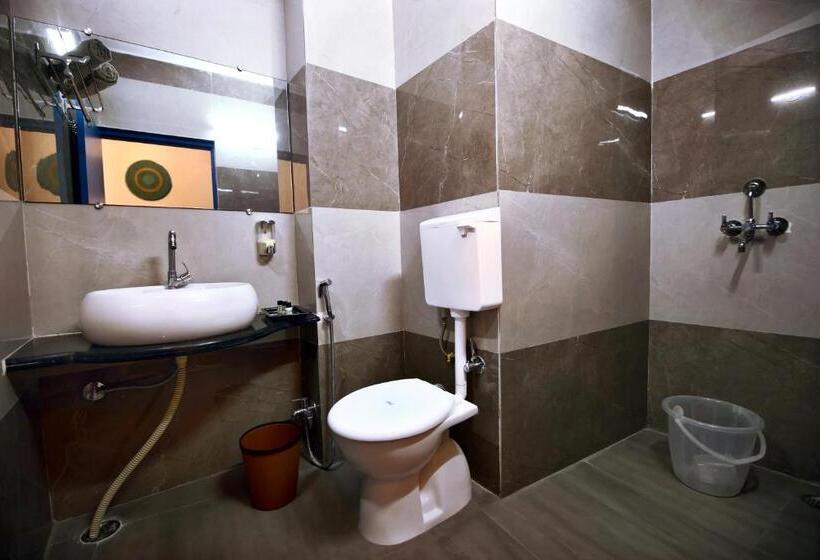 Quarto Premium Vista Lago, The Lake View Hotel  On Lake Pichola