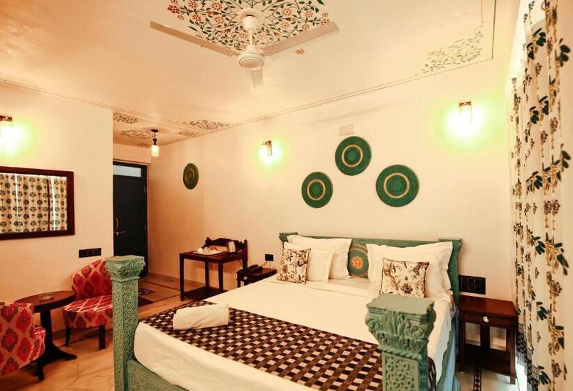 Quarto Premium Vista Lago, The Lake View Hotel  On Lake Pichola