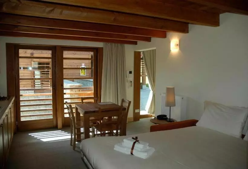 スタンダードスタジオ, Pietre Gemelle Resort