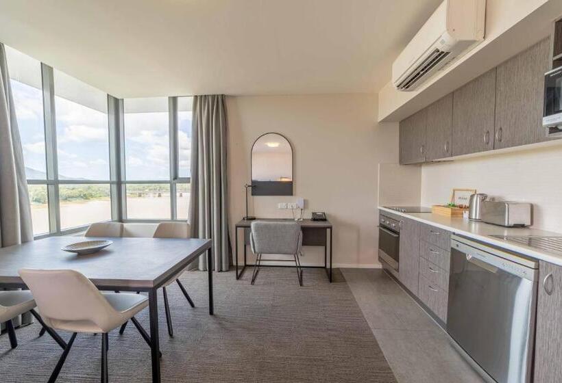 1 Bedroom Apartment River View, Quest Rockhampton