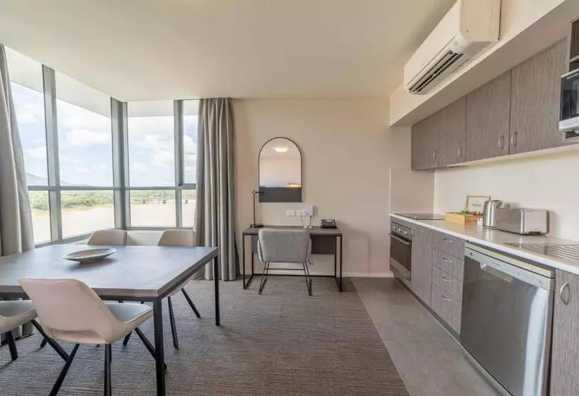 2 Bedrooms Apartment River View, Quest Rockhampton