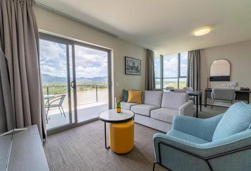 2 Bedrooms Apartment River View, Quest Rockhampton