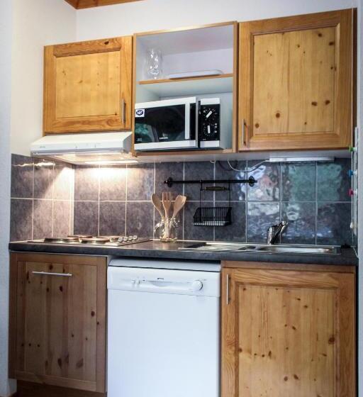 2 베드룸 컴포트 아파트, Vaujanylocations   Les Valmonts