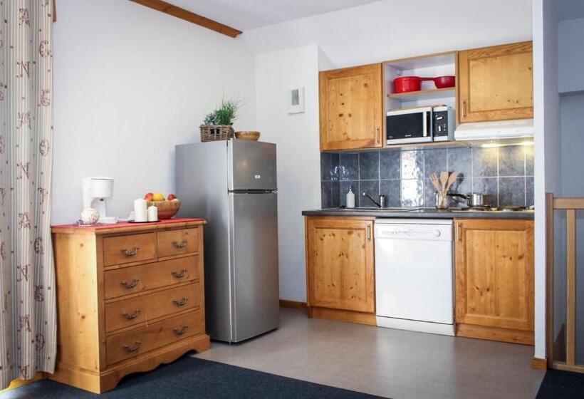 Апартаменты Comfort 3 Спальни, Vaujanylocations   Les Valmonts