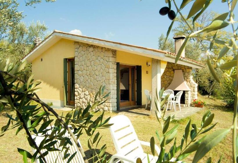 וילה בת 3 חדרי שינה, Residence Parco Del Garda