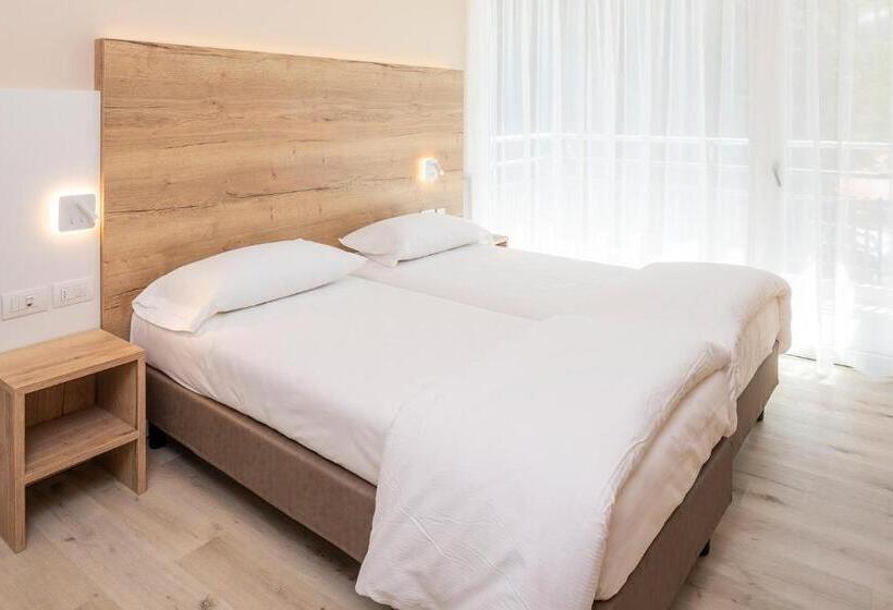 带1个卧室的高级公寓, Residence Parco Del Garda