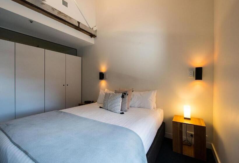 带两个卧室的顶楼公寓, Sullivans Cove Apartments