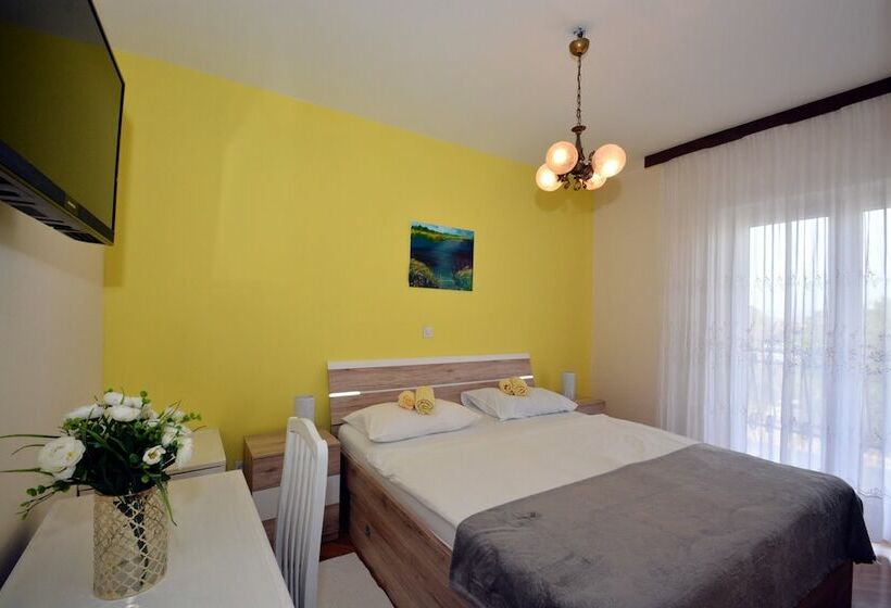 Классический Номер, Restaurant Pension Dioklecijan