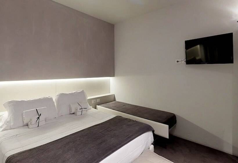 Quarto Triplo Estandar, Bell Suite