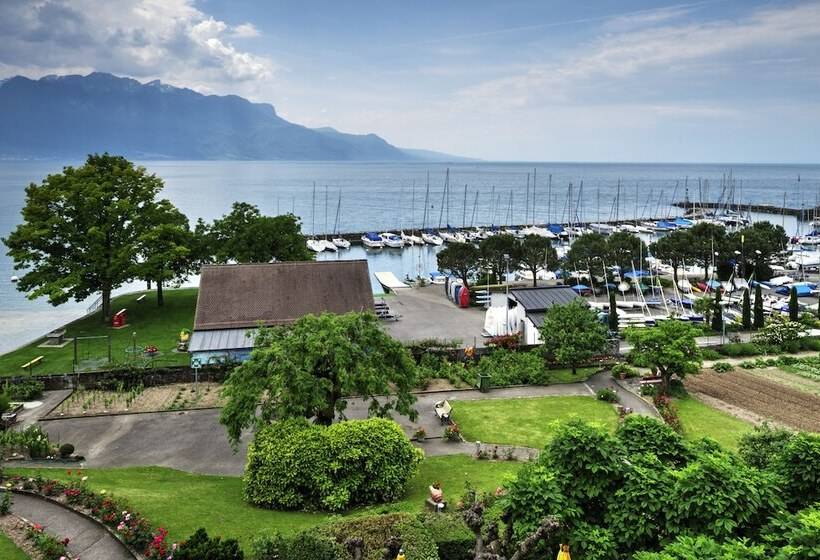 غرفة قياسية مطلّة علي البحيرة, Hôtel Bon Rivage