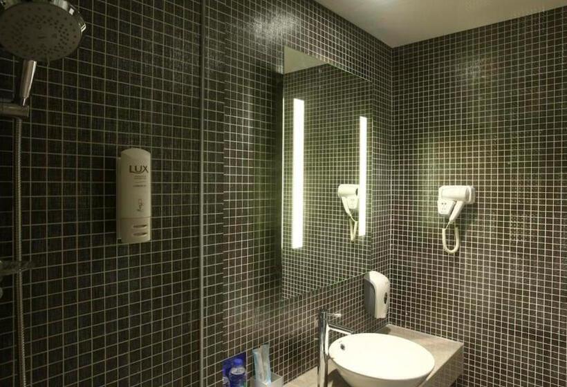 اتاق استاندارد, Holiday Inn Express Shanghai Gongkang, An Ihg