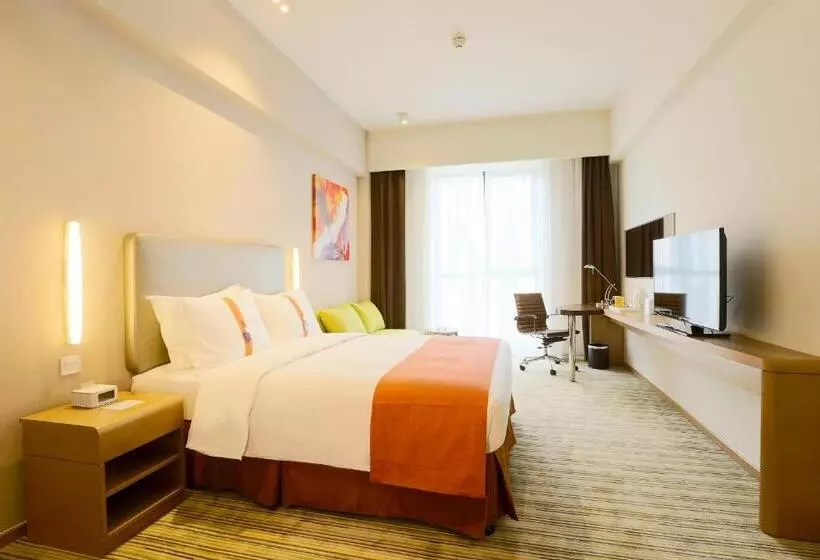 Sviitti, Holiday Inn Express Shanghai Gongkang, An Ihg