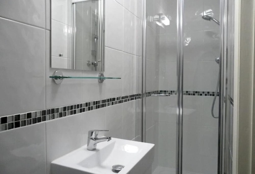 스탠다드 룸, Medehamstede