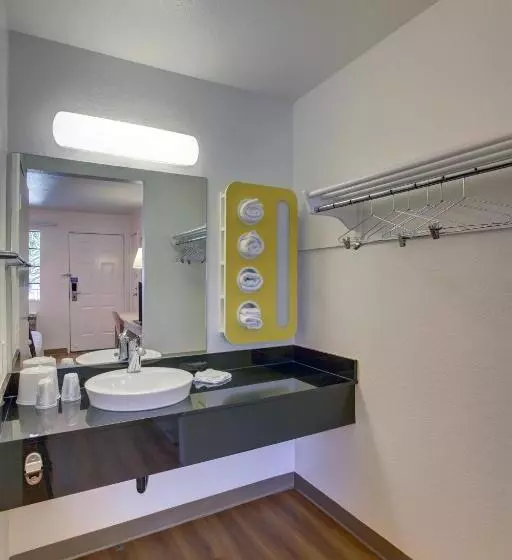 デラックスの４人部屋, Motel 6bellflower, Ca  Los Angeles