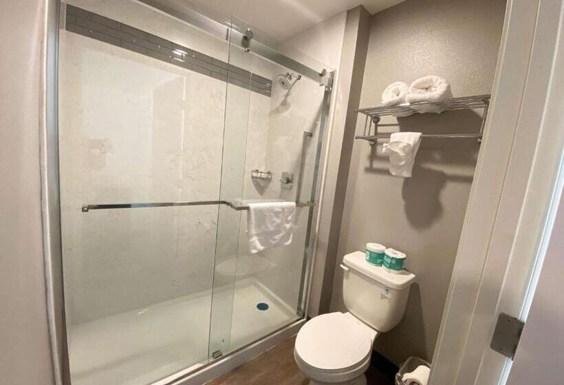 غرفة ديلوكس سرير كينج, Motel 6bellflower, Ca  Los Angeles