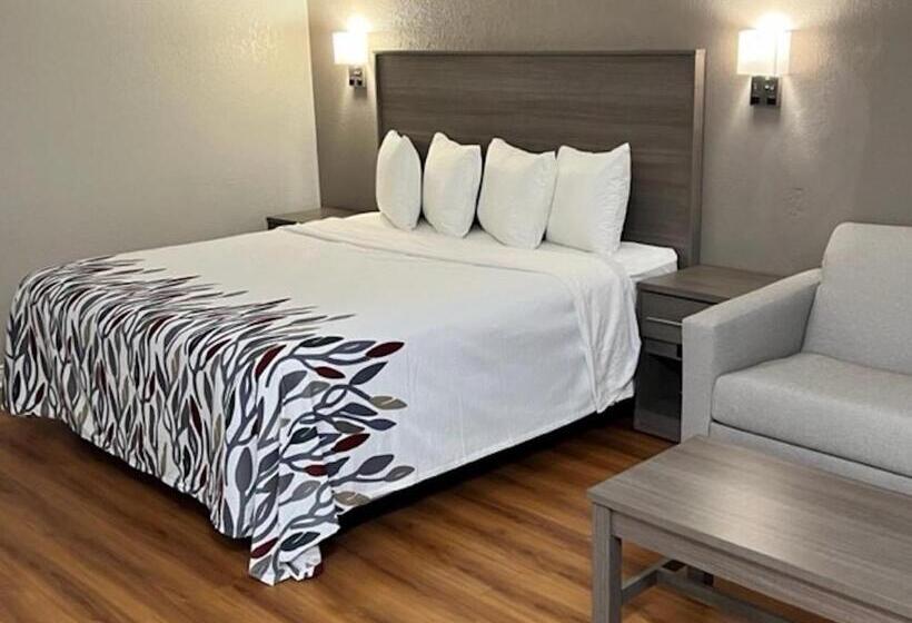 חדר סופריור עם מיטת קינג, Red Roof Inn Greencastle South   Cloverdale