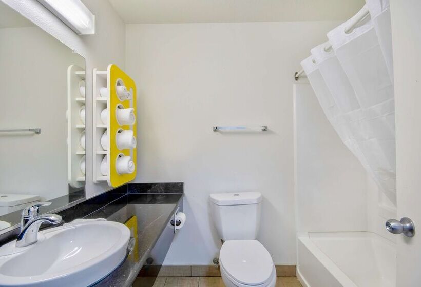 스탠다드 룸 더블 침대 2개, Motel 6  Georgetown, Ky  Lexington North