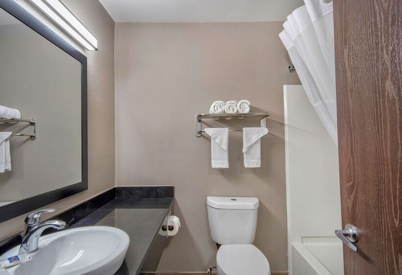 带2个双人床的标准工作室, Motel 6  Georgetown, Ky  Lexington North