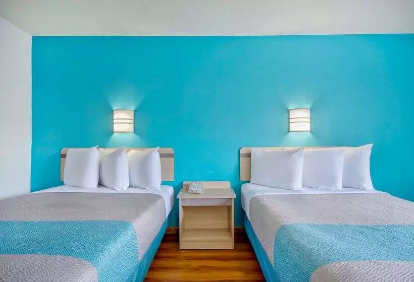 ２ダブルベッドのスタンダードルーム, Motel 6  Georgetown, Ky  Lexington North