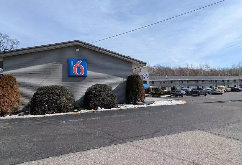 ２ダブルベッドのスタンダードルーム, Motel 6 Leominster, Ma