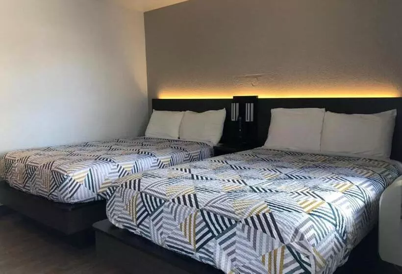 スタンダード４人部屋, Motel 6nogales, Az  Mariposa Road