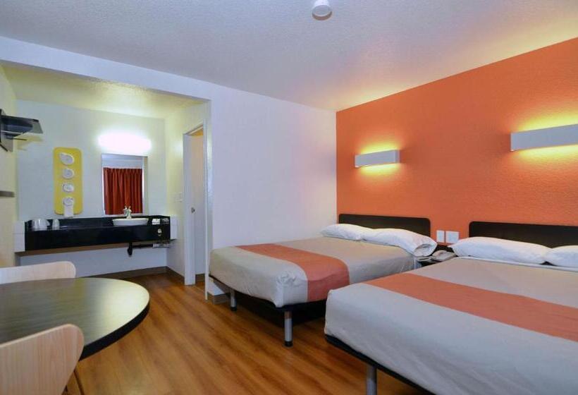 四人豪华间, Motel 6palm Desert, Ca  Palm Springs Area