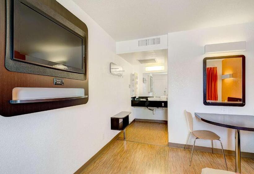 适合残疾人使用的标准间, Park Inn By Radisson, Thornton