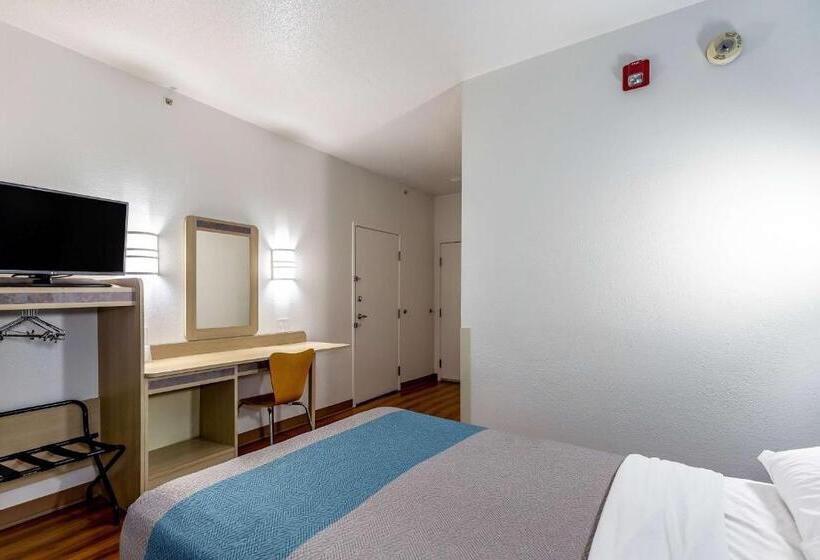 غرفة ديلوكس سرير كينج, Motel 6caseyville, Il  Caseyville Il